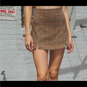 EUC Brandy Melville black, brown, and red plaid Cara mini skirt.